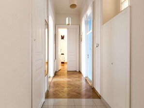 Appartement Classique, 4 chambres | Réception