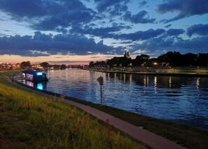 Comfort Apartment, 4 Bedrooms | View from property