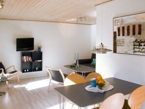 Interior - 6 Person Holiday Home in Allinge (Allinge)