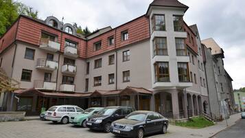 Classic Apartment, 1 Bedroom | Exterior