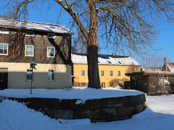 Exterior - Cosy Apartment in Weissig With Garden (Struppen)