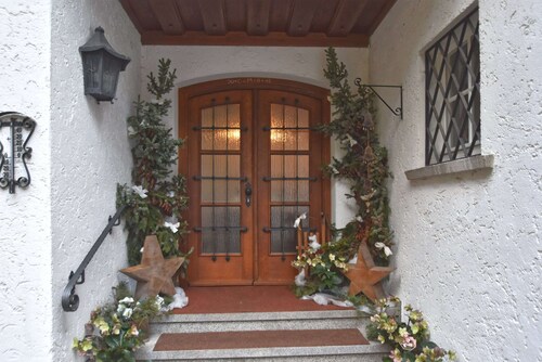 Charming Apartment in Weissenbrunn Near Forest