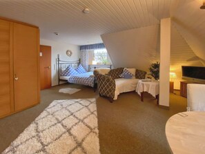 2 bedrooms, individually furnished, iron/ironing board