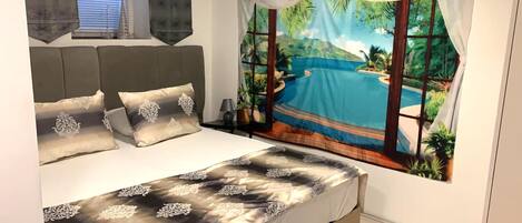 4 habitaciones, muebles diferentes y ropa de cama