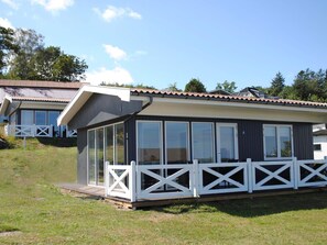 Romantic House, 2 Bedrooms | Exterior - 4 Person Holiday Home in Allinge (Allinge)