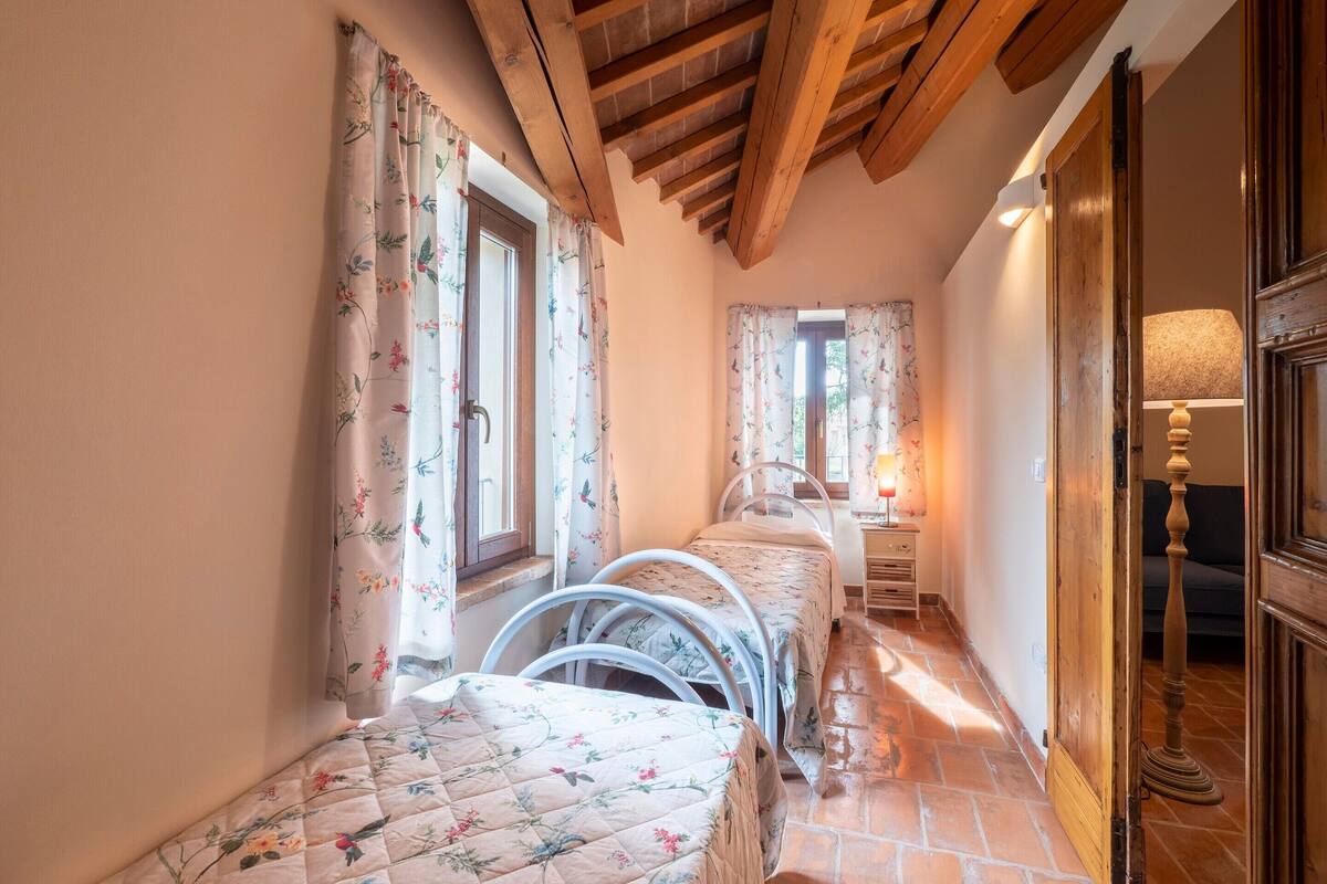 2 chambres, ameublement personnalisé, draps fournis