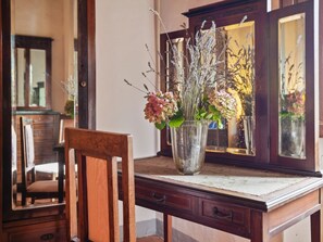 Classic House, 3 Bedrooms | Interior detail