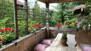 Comfort House, 2 Bedrooms | Balcony