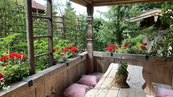 Comfort House, 2 Bedrooms | Balcony