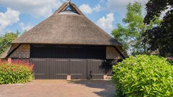 Classic House, 4 Bedrooms | Exterior