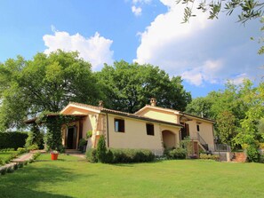 Classic House, 1 Bedroom | Exterior - Cosy Holiday Home in Selci With Swimming Pool (Selci)