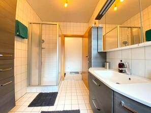 Shower - Comfortable Apartment in Zenting in Lower Bavaria (Zenting)