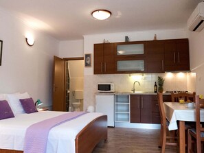 Classic House, Multiple Bedrooms