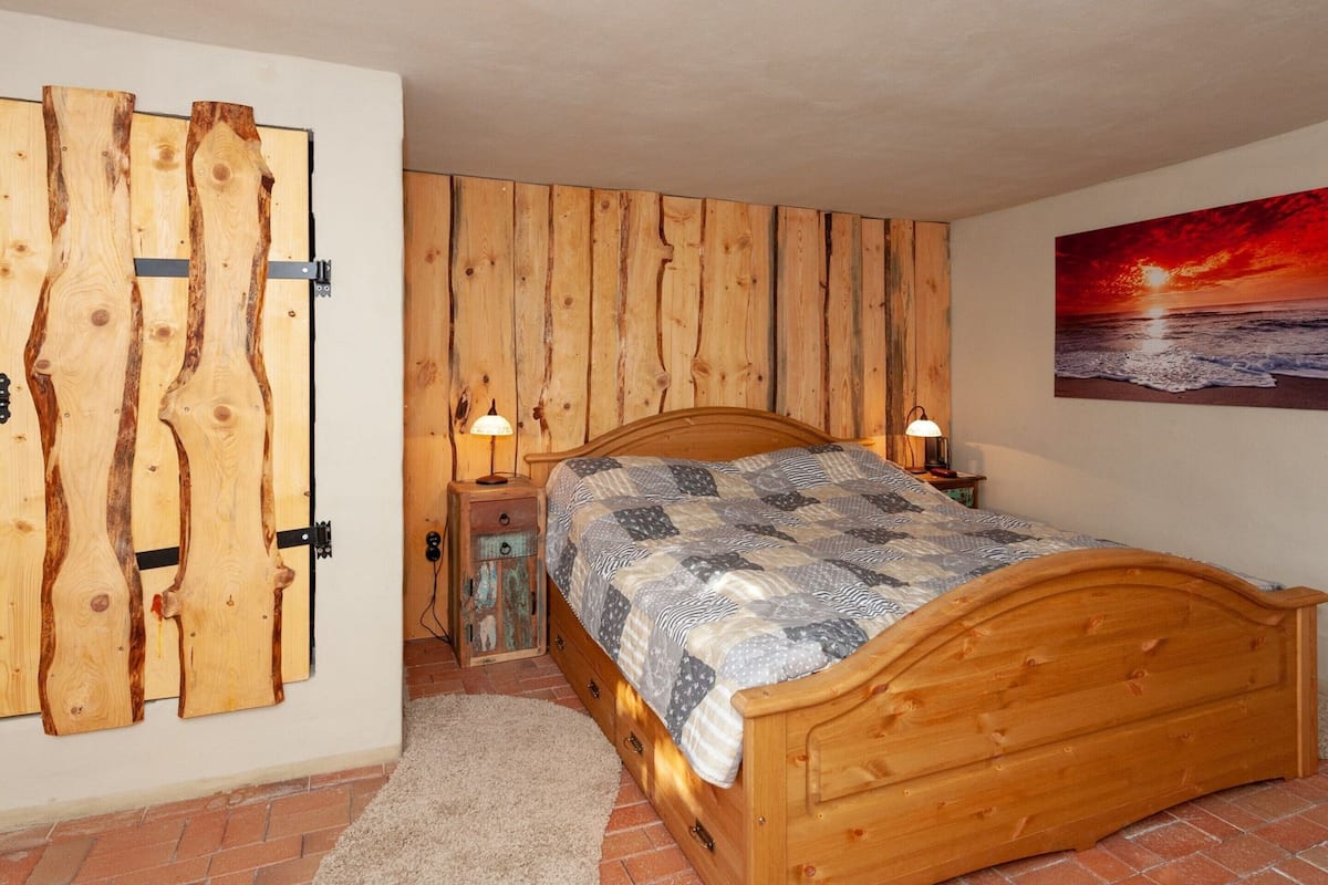 3 bedrooms, individually furnished, bed sheets
