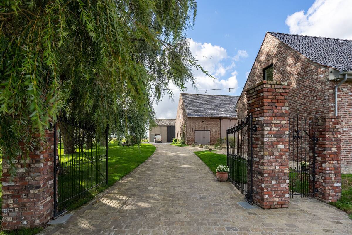 Deluxe House, 6 Bedrooms | Reception