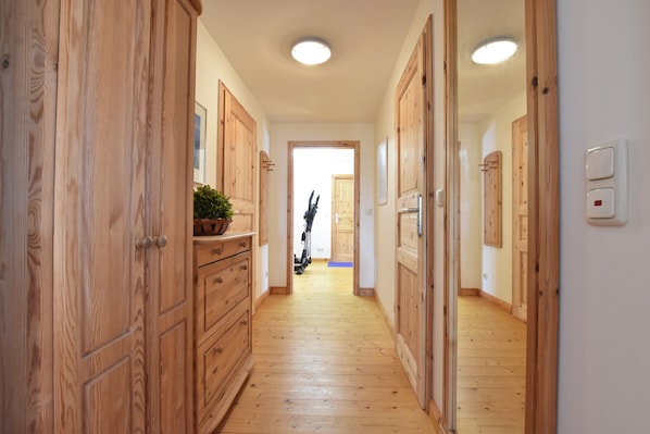 Comfort Apartment, 2 Bedrooms | Interior - Landhauswohnung in Kroepelin mit Grossem Garten (Kroepelin)