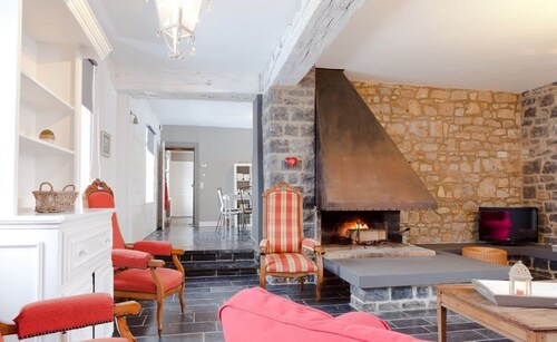 Attractive Holiday Home in Gerin Near Centre