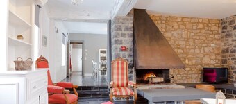 Attractive Holiday Home in Gerin Near Centre