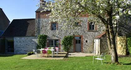 Attractive Holiday Home in Gerin Near Centre