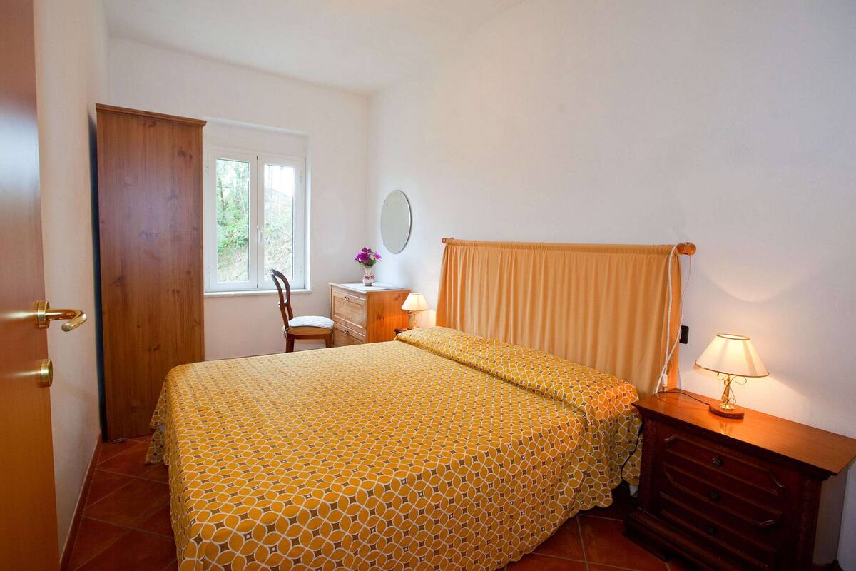 18 habitaciones, muebles diferentes y ropa de cama