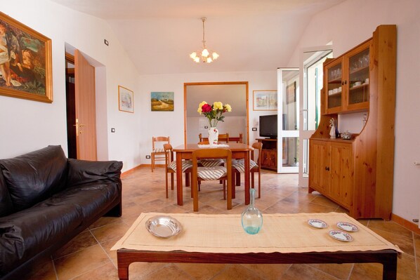 Villa Classique, 4 chambres | Salle de séjour