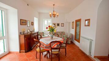 Casa Classic, camere multiple | Ristoranti