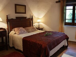 Classic House, 4 Bedrooms | 8 bedrooms, individually furnished, bed sheets - Modern Farmhouse in Valencia de Alcantara With Pool (Valencia de Alcantara)