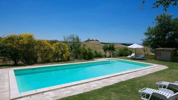 Alberca al aire libre