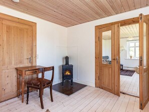 Classic House, 1 Bedroom | Interior - 4 Person Holiday Home in Laeso (Læsø)