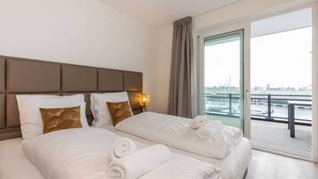 8 bedrooms, individually furnished, bed sheets