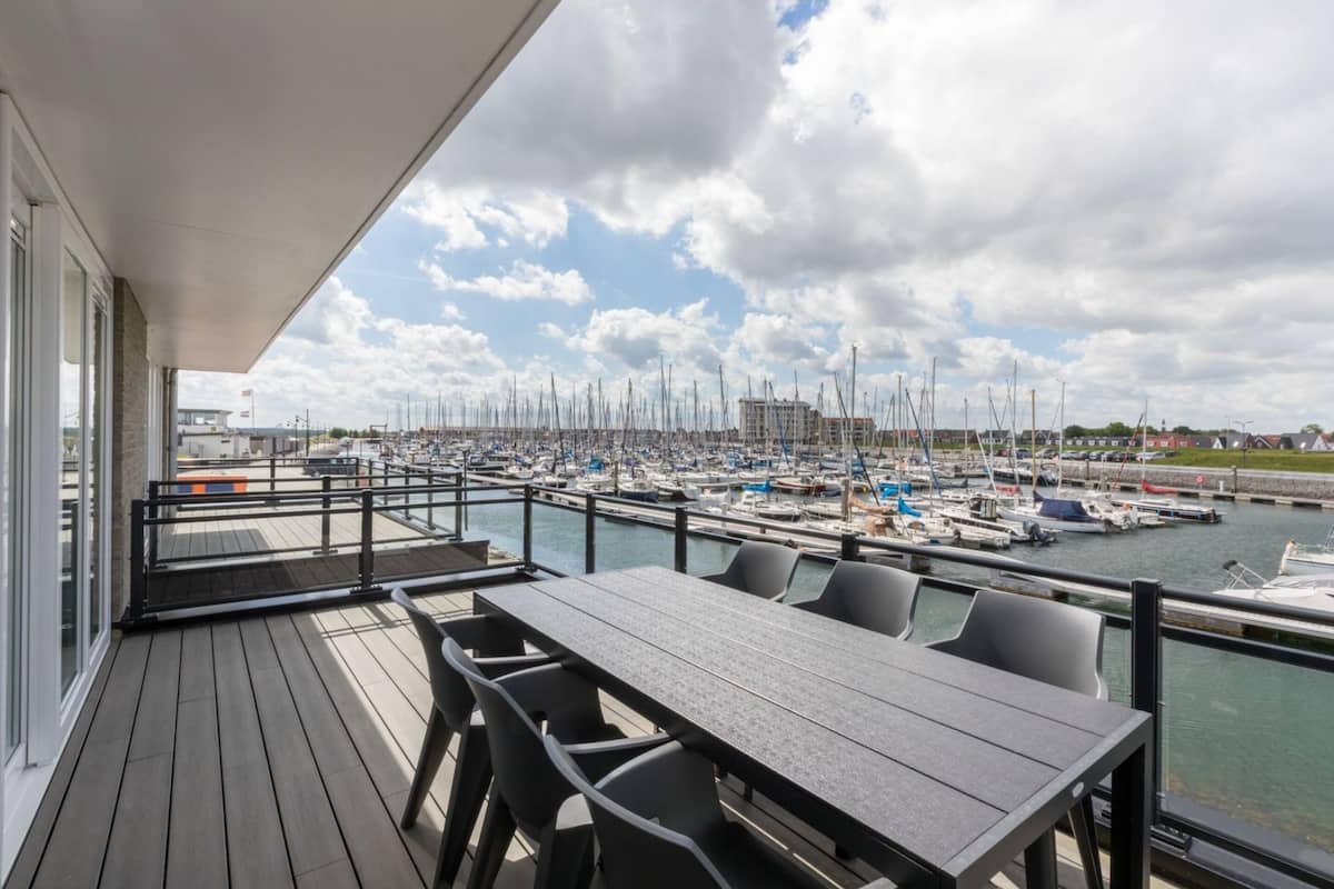 Deluxe Apartment, 2 Bedrooms | Balcony