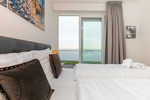 Classic Apartment, 2 Bedrooms | 8 bedrooms, individually furnished, bed sheets