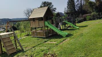 Klassieke cottage, meerdere slaapkamers | Tuin