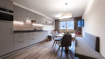 Maison Deluxe, 2 chambres | Restauration