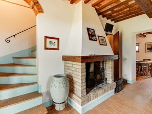 Interior - Holiday Home in Radicofani - Siena With Terrace (Radicofani)