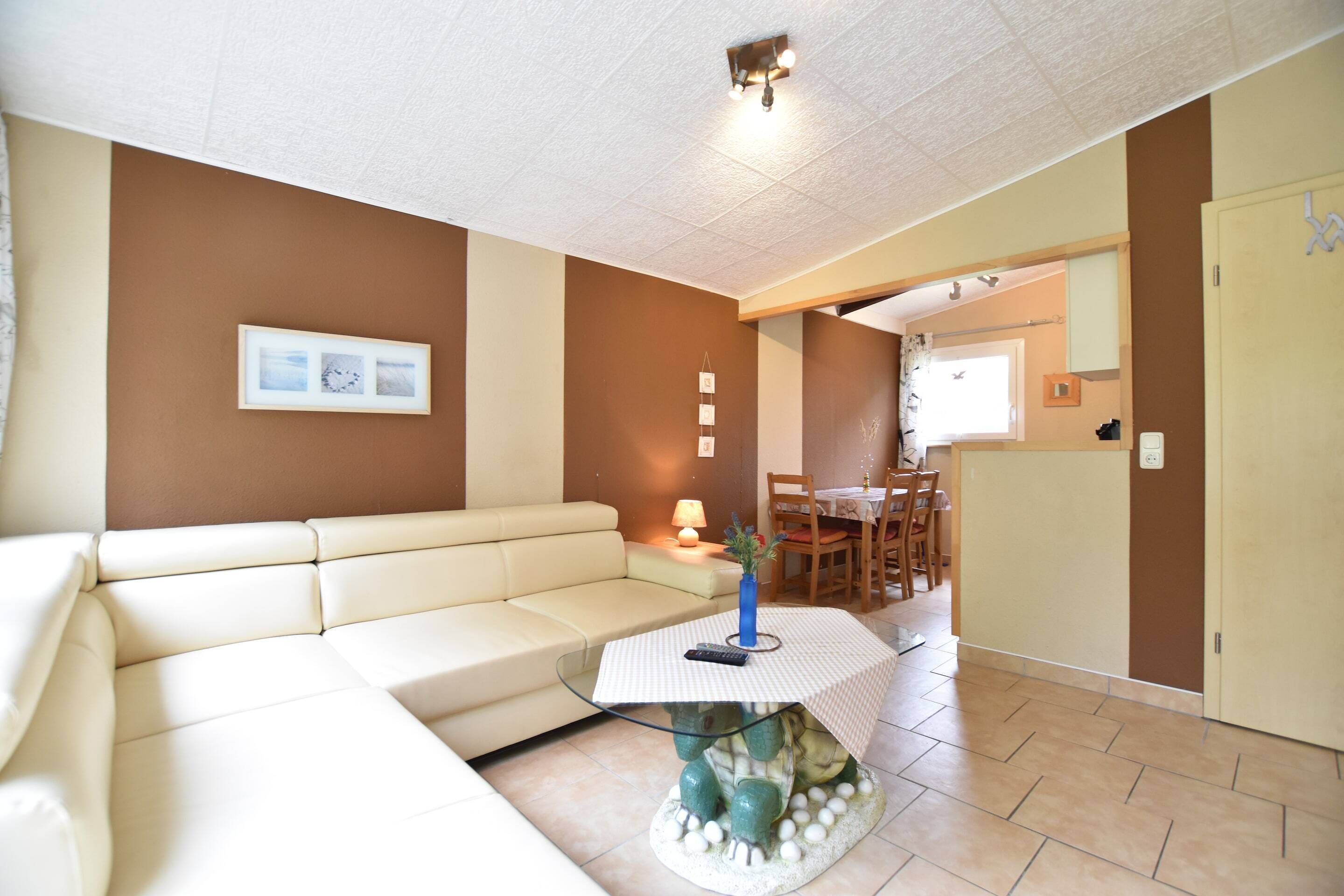 Comfort-Bungalow, 2 Schlafzimmer | Wohnzimmer