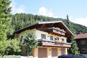 Classic Apartment, 2 Bedrooms | Exterior - Appealing Apartment in Kleinarl With Ski-storage (Kleinarl)