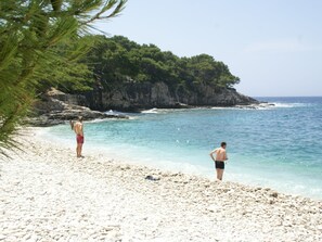 View from property - Rustic Apartment in Vis With Sea-view (Vis)