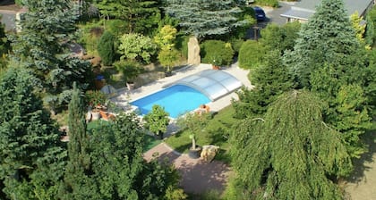 Modern Holiday Home With Shared Swimming Pool in Mittelndorf