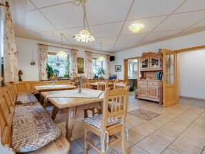 Deluxe Apartment, 2 Bedrooms | Living room - Spacious Apartment With Sauna in Schonsee (Schoensee)