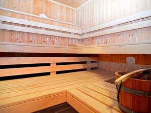 Spa treatment - Spacious Apartment With Sauna in Schonsee (Schoensee)