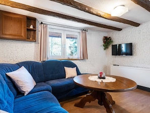 Living room - Modern Apartment in Sauerland With Balcony (Schmallenberg)