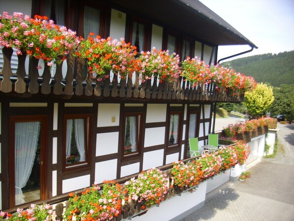 Exterior - Modern Apartment in Sauerland With Balcony (Schmallenberg)