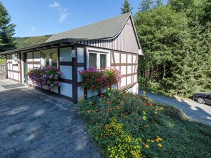 Exterior - Modern Apartment in Sauerland With Balcony (Schmallenberg)