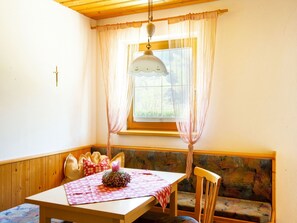 經典公寓, 1 間臥室 | 用餐區