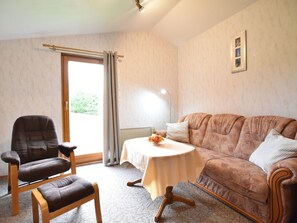 經典洋房, 1 間臥室 | 客廳 |  DVD 播放機