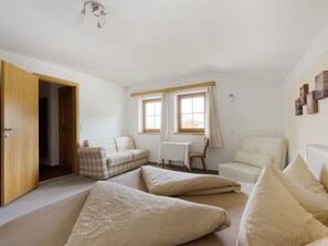 Deluxe Apartment, 4 Bedrooms - Lovely Apartment in Hainzenberg Next to Forest (Hainzenberg)