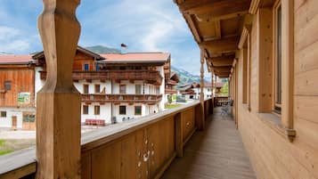 Comfort Apartment, 3 Bedrooms | Balcony