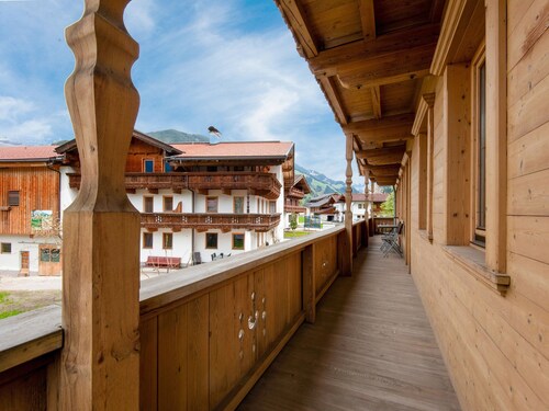 Lovely Apartment in Hainzenberg Next to Forest