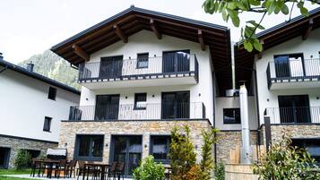 Chalet clásico, varias habitaciones | Exterior